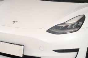 Tesla Model 3 - 2020