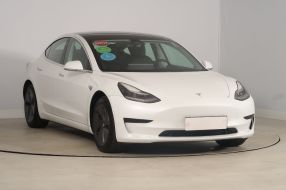 Tesla Model 3 - 2020