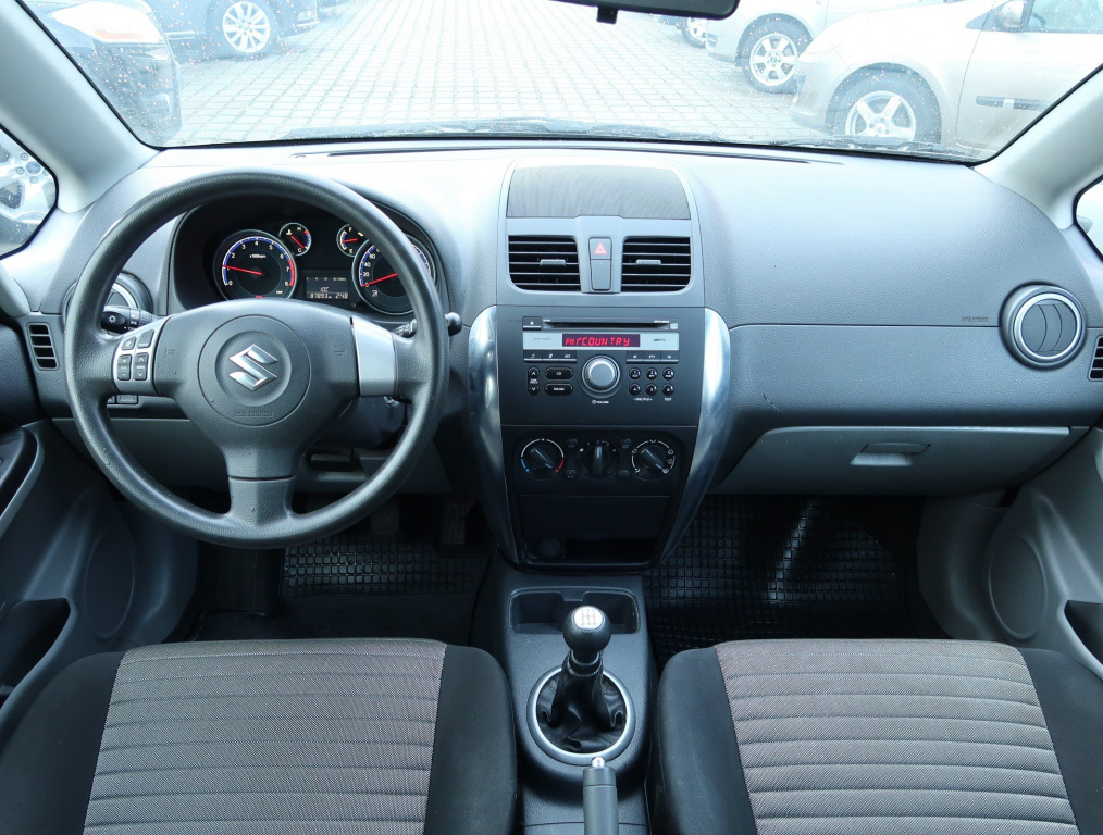 Suzuki SX4