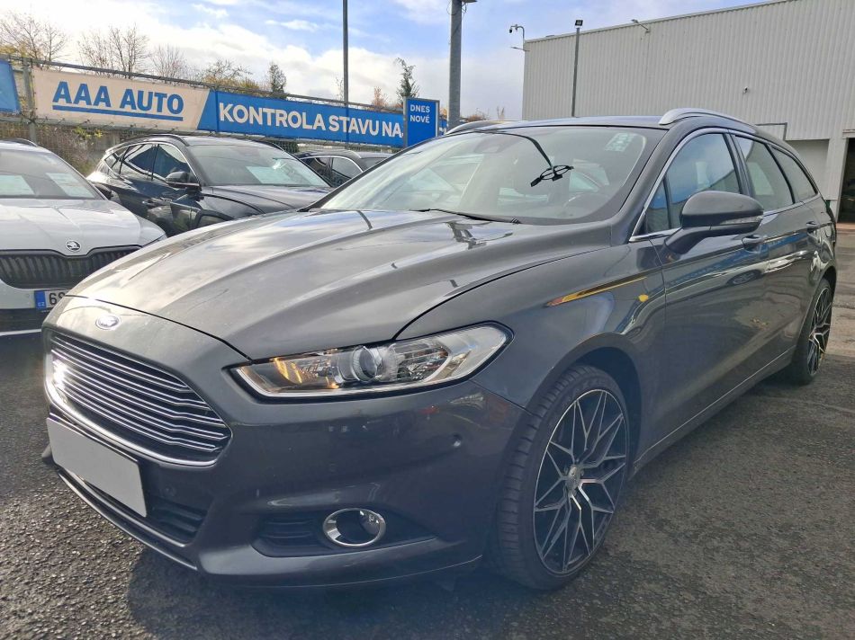Ford Mondeo - 2015