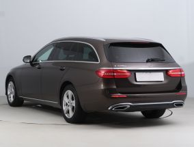 Mercedes-Benz E - 2016