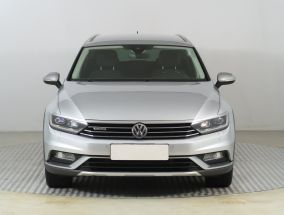 Volkswagen Passat - 2016