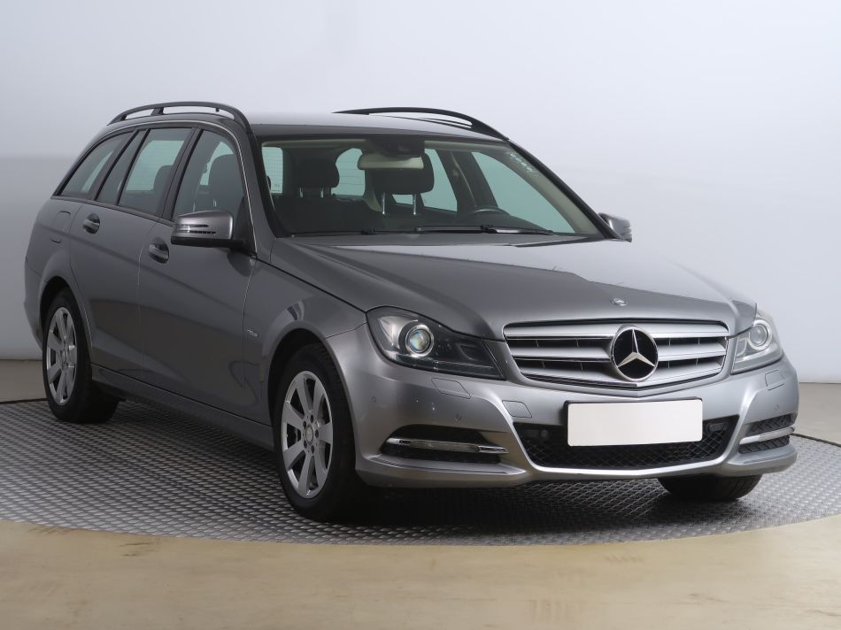 Mercedes-Benz C - 2012