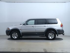Mitsubishi Pajero Sport - 2002