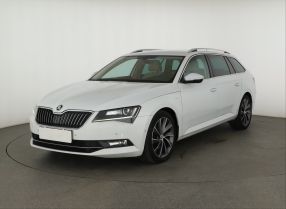 Skoda Superb - 2019
