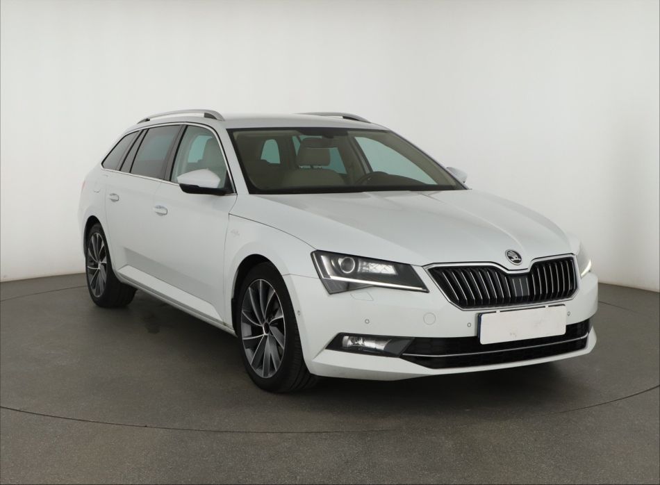 Skoda Superb - 2019