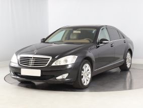 Mercedes-Benz S - 2009