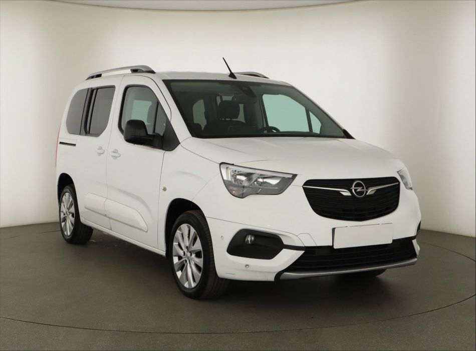 Opel Combo - 2021