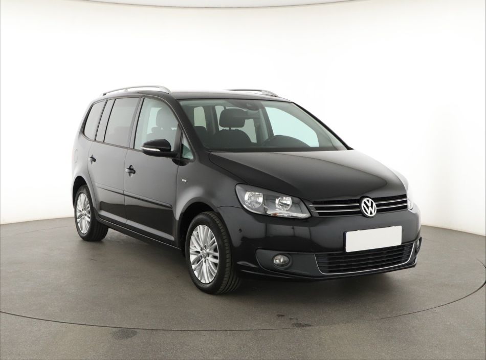 Volkswagen Touran - 2015