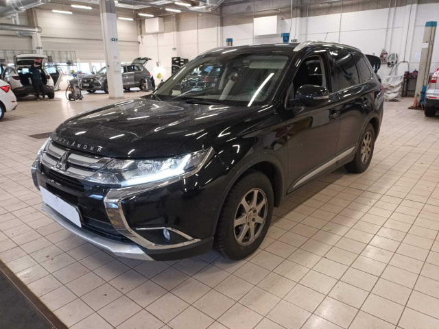 Mitsubishi Outlander 2015