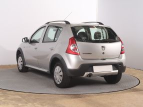 Dacia Sandero - 2012
