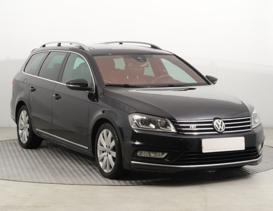 Volkswagen Passat - 2012