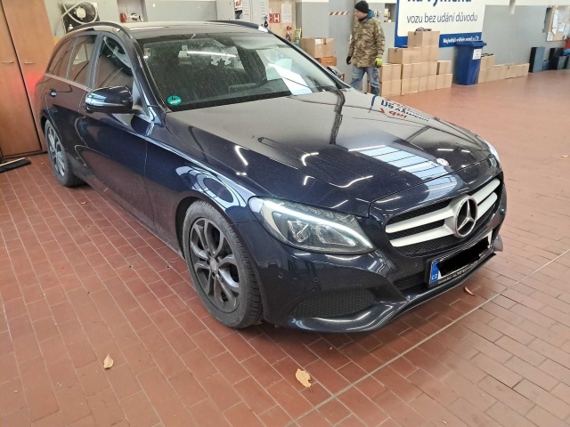 Mercedes-Benz C 2015