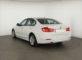 BMW 3 - 2012