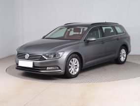Volkswagen Passat - 2015
