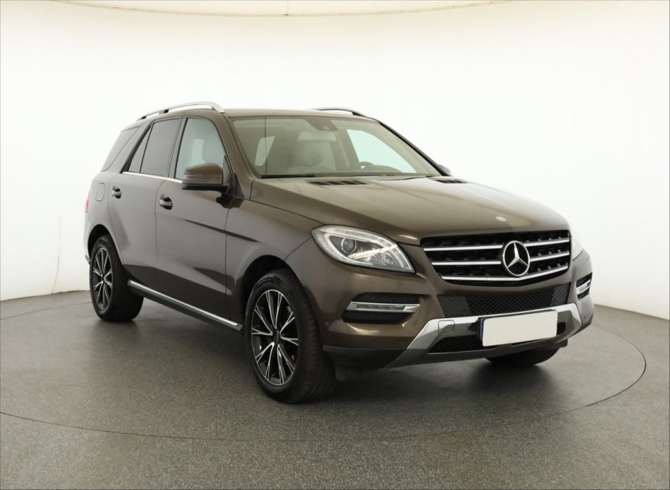 Mercedes-Benz ML - 2014