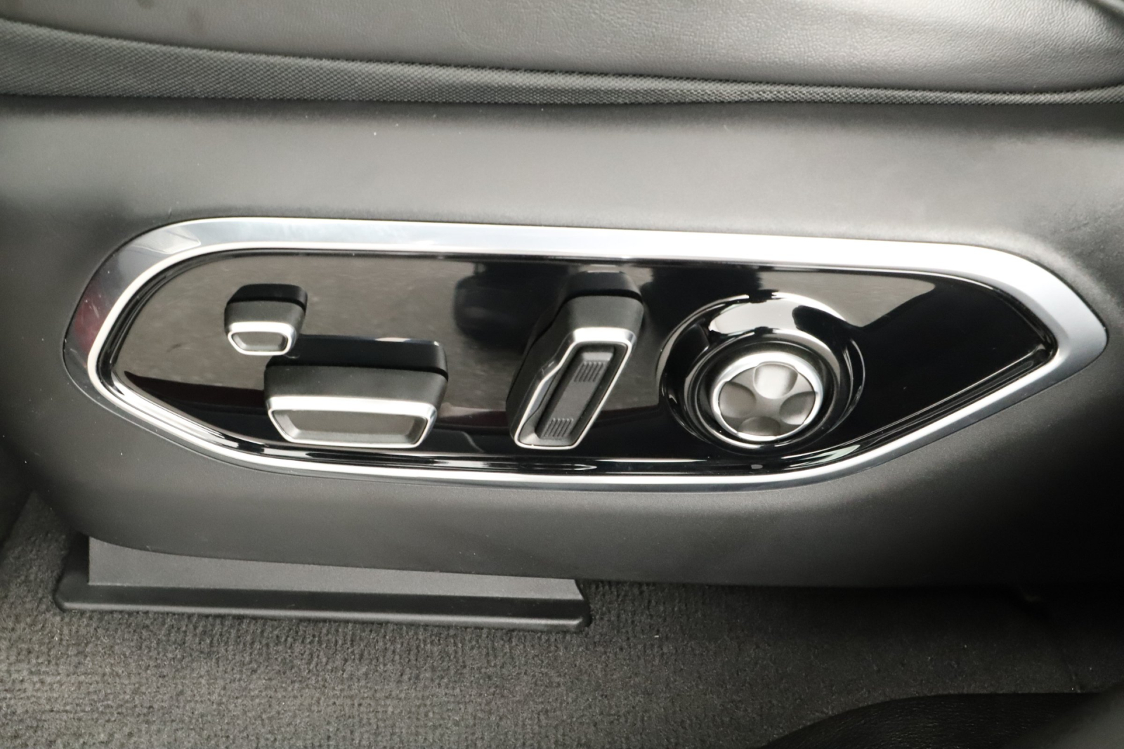 Jeep Grand Cherokee - 2023