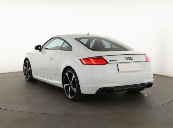 Audi TTS