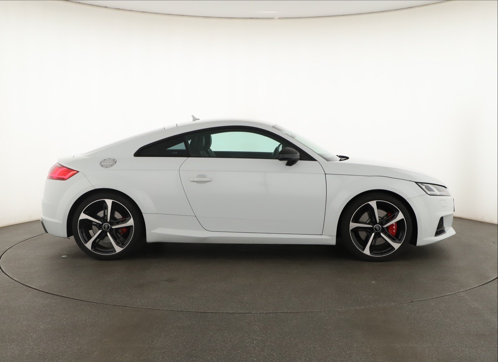 Audi TTS - 2015