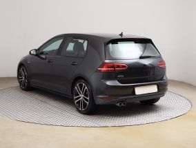 Volkswagen Golf - 2014