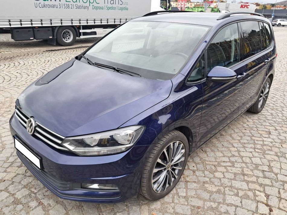 Volkswagen Touran - 2016