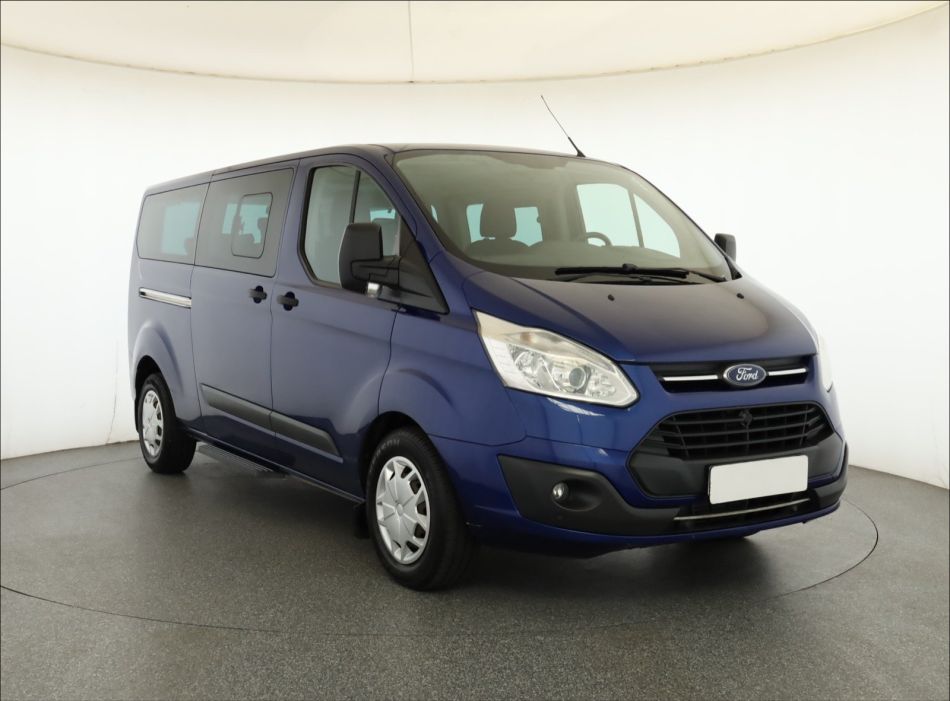 Ford Tourneo Custom - 2016