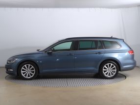 Volkswagen Passat - 2016