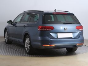 Volkswagen Passat - 2016