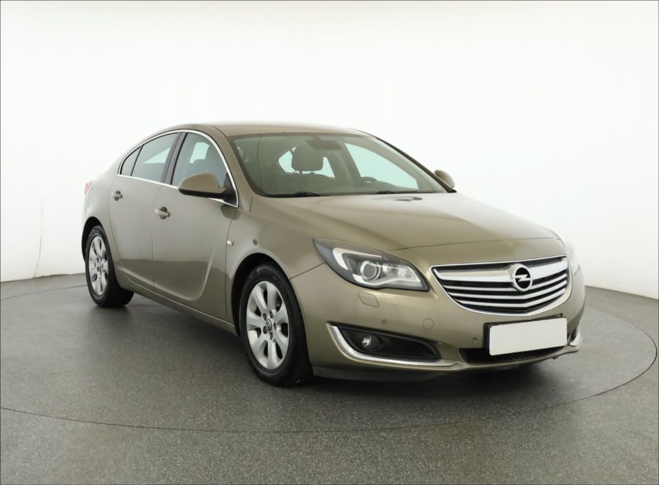 Opel Insignia - 2014