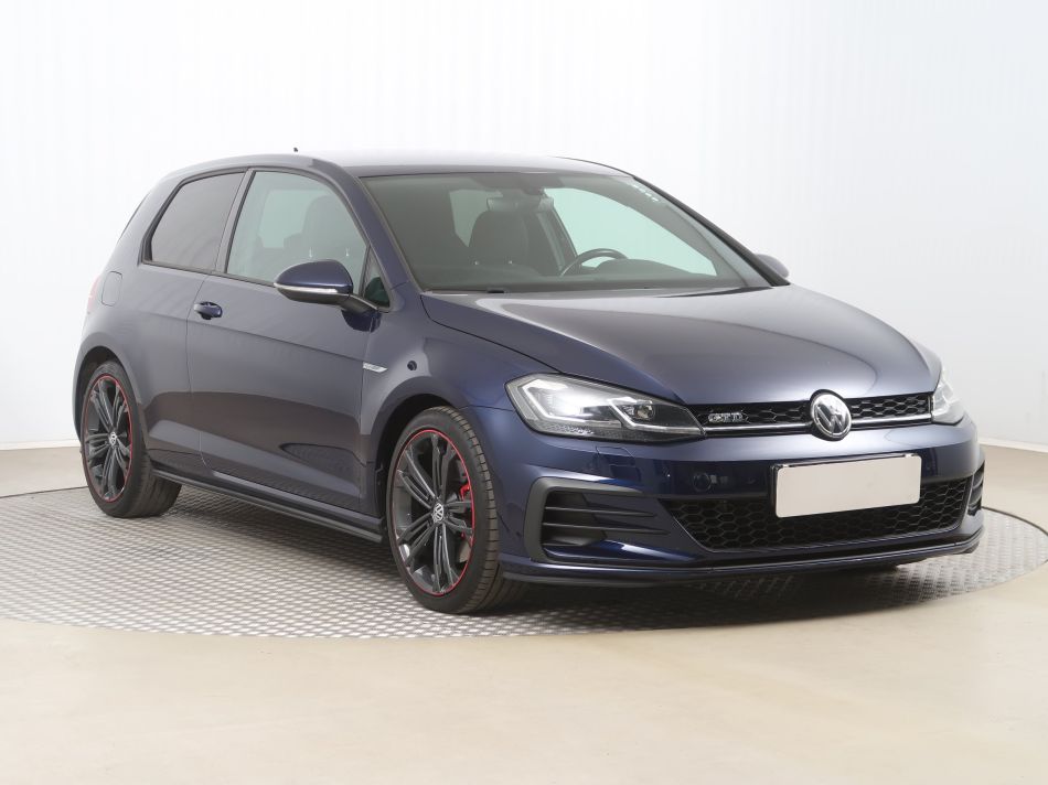 Volkswagen Golf - 2018