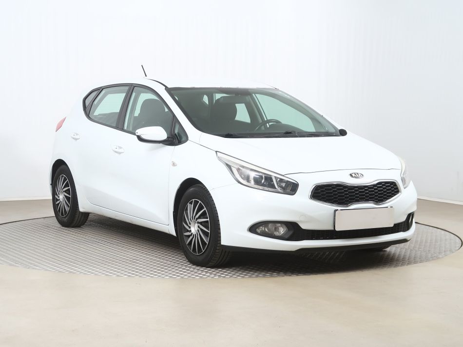 Kia Ceed - 2013
