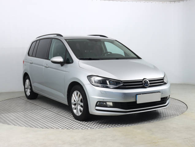 Volkswagen Touran 2015