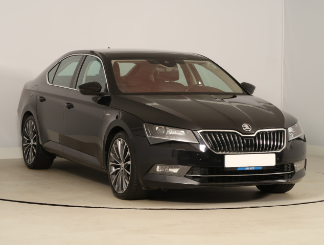 Škoda Superb 2016