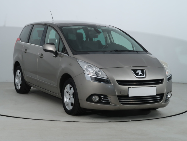 Peugeot 5008 2013