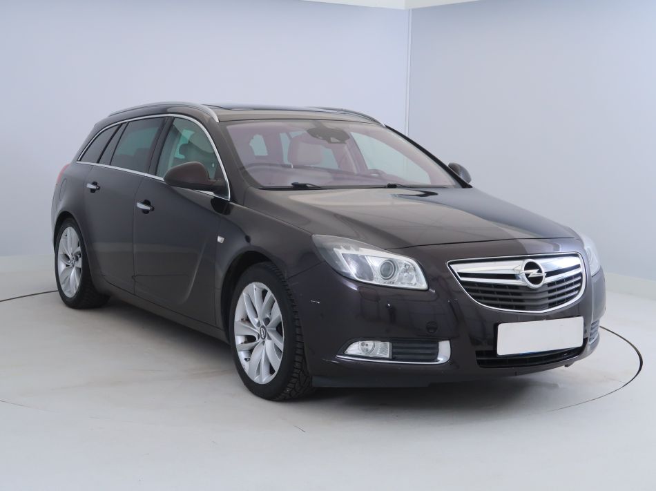 Opel Insignia - 2013