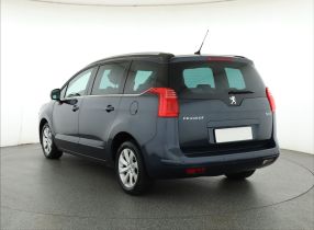 Peugeot 5008 - 2012
