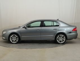 Skoda Superb - 2010