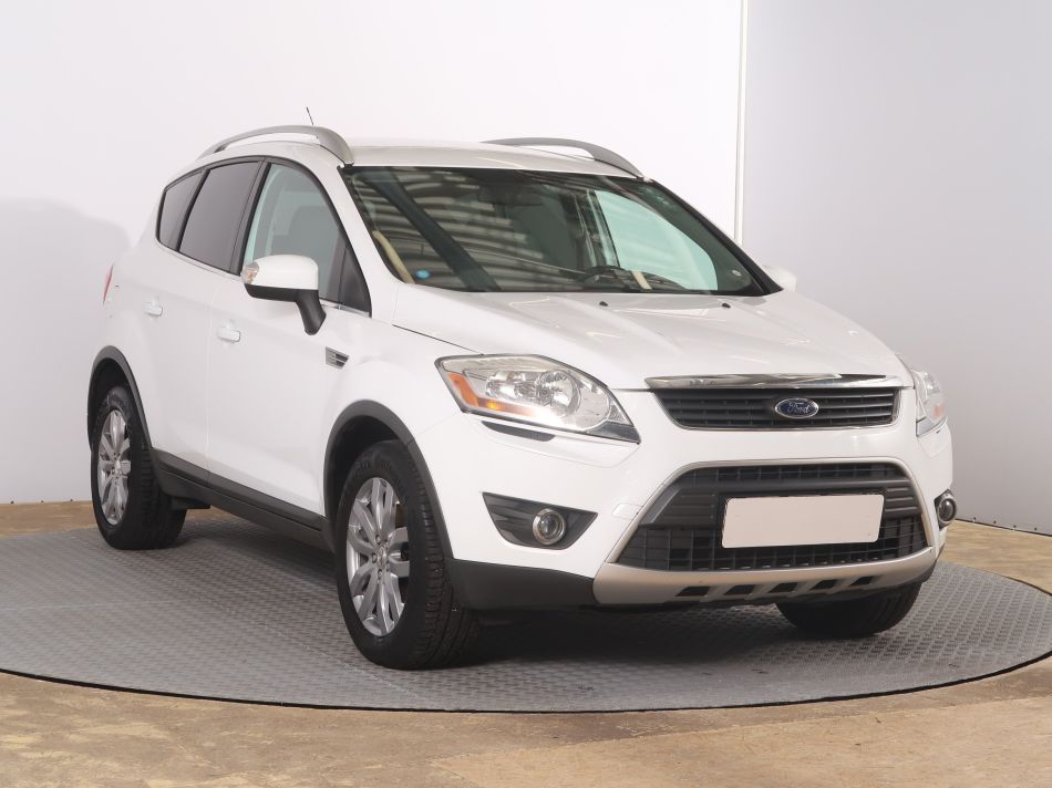 Ford Kuga - 2010