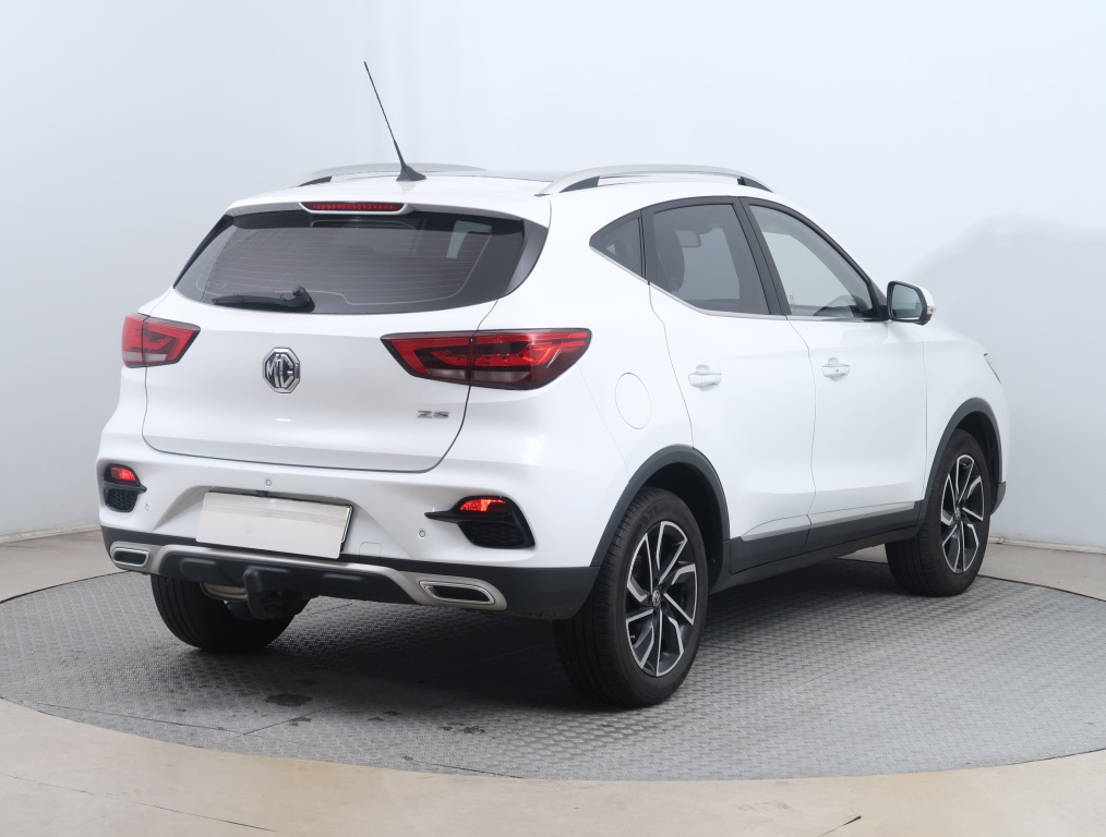 MG ZS SUV