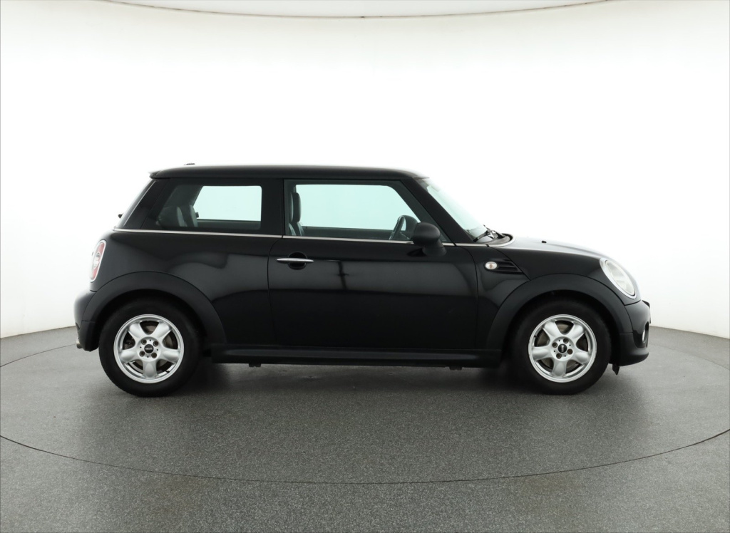 MINI 3-door