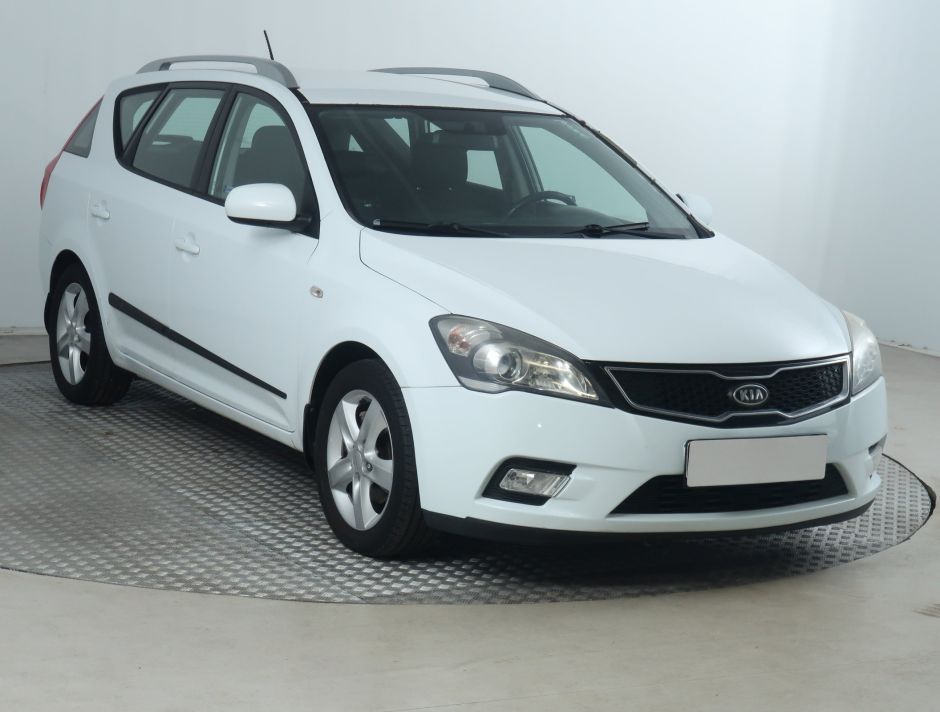 Kia Ceed - 2012