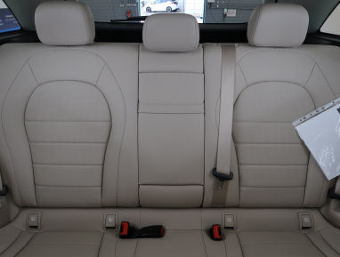 Mercedes-Benz GLC - 2021