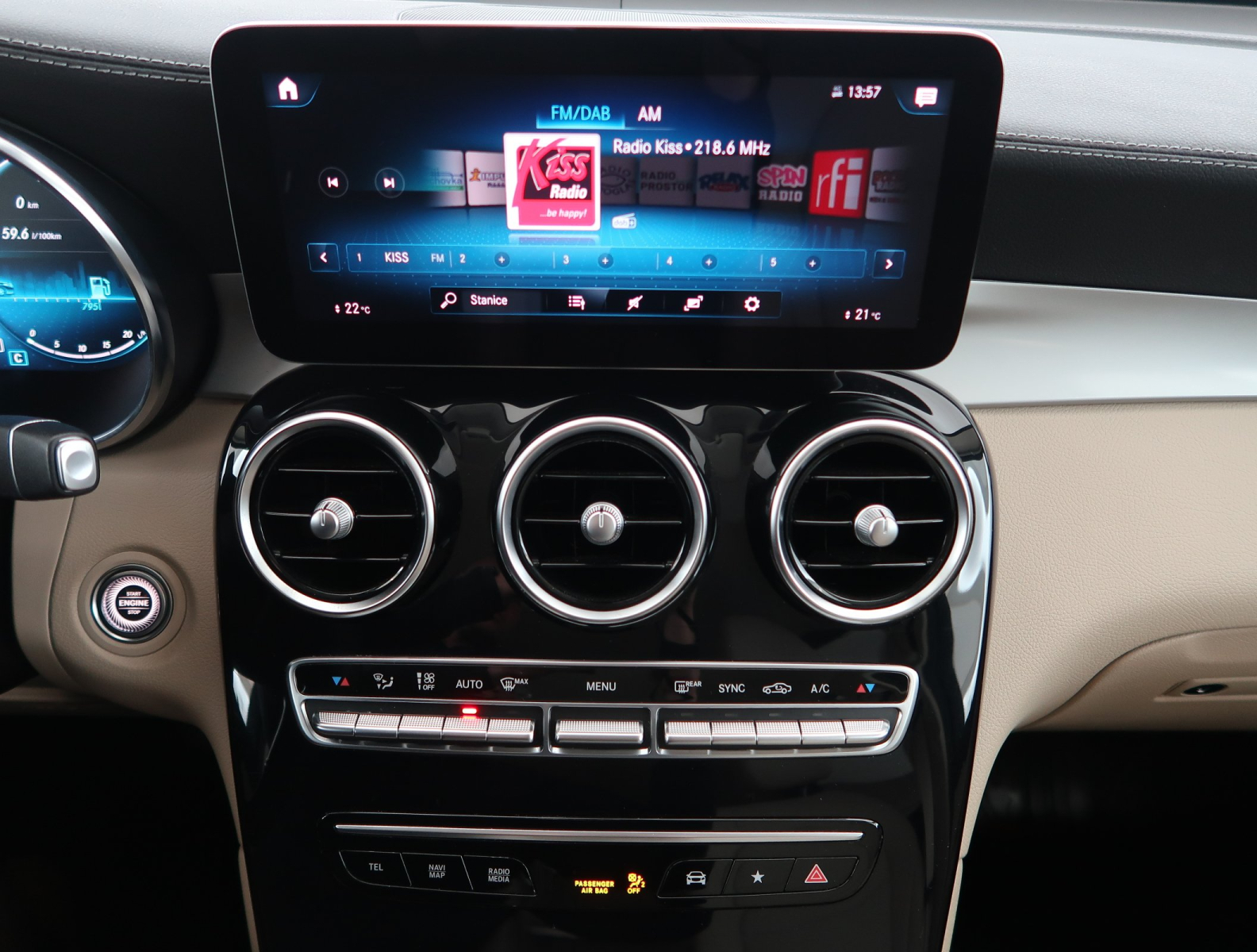 Mercedes-Benz GLC - 2021