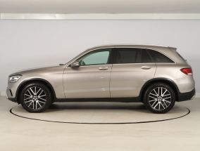 Mercedes-Benz GLC - 2021
