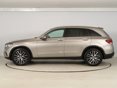 Mercedes-Benz GLC - 2021