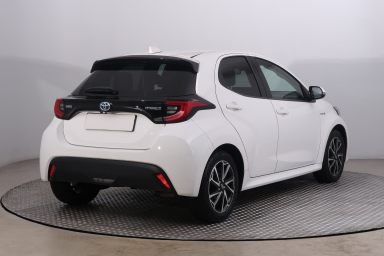 Toyota Yaris - 2021
