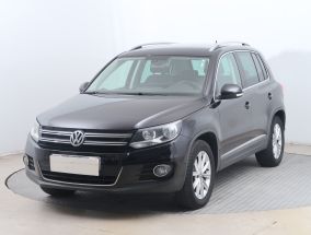 Volkswagen Tiguan - 2012