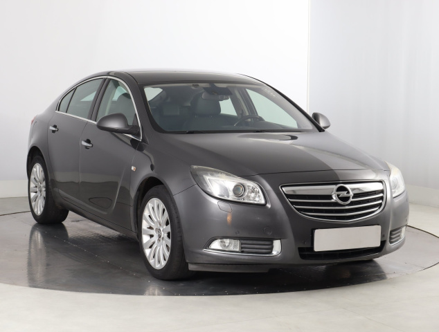 Opel Insignia 2011