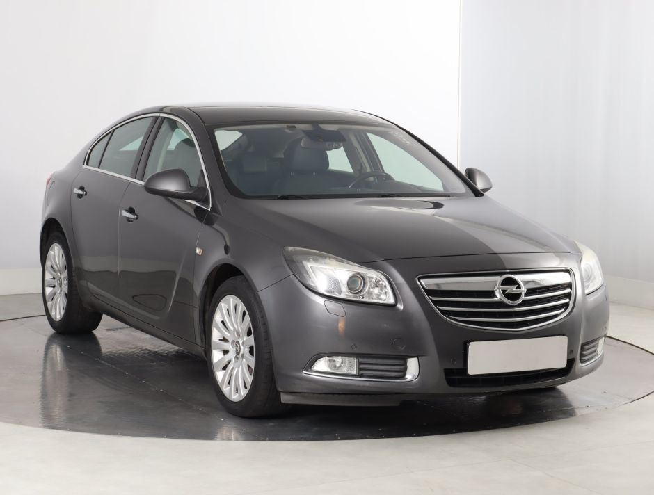 Opel Insignia - 2011