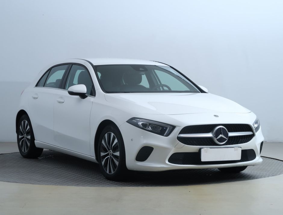 Mercedes-Benz A - 2021